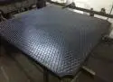 YP-81 110 X 110 Cm Kauçuk Kaplamalı Çelik Kasa Oyun Parkı Platformu